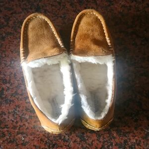 Koolaburra Tan Suede Women's Slippers